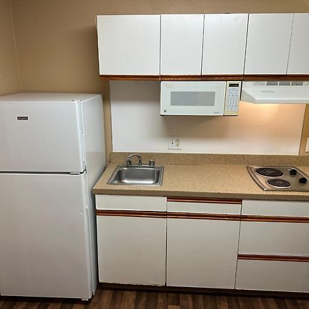 Red Roof Inn Саутфилд Экстерьер фото