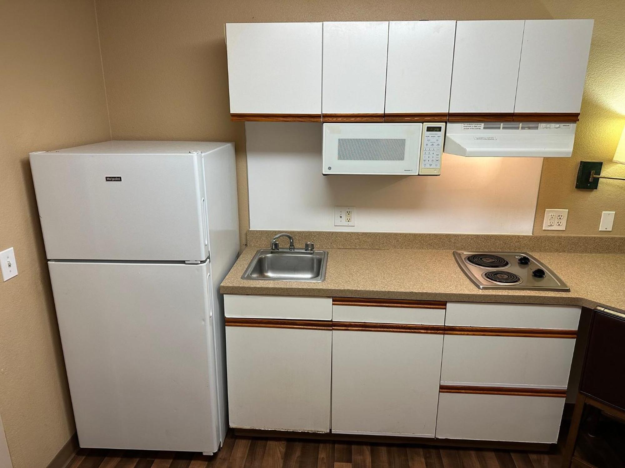 Red Roof Inn Саутфилд Экстерьер фото