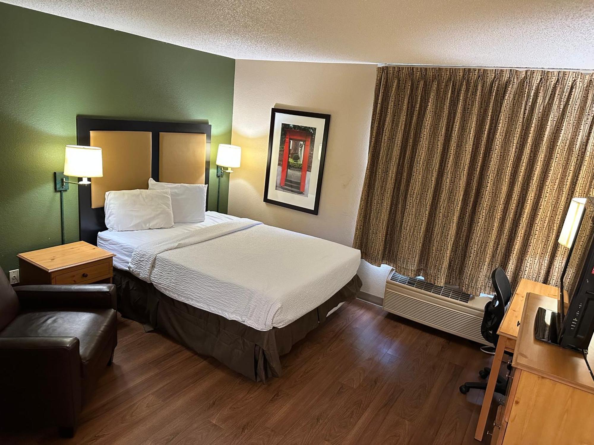 Red Roof Inn Саутфилд Экстерьер фото